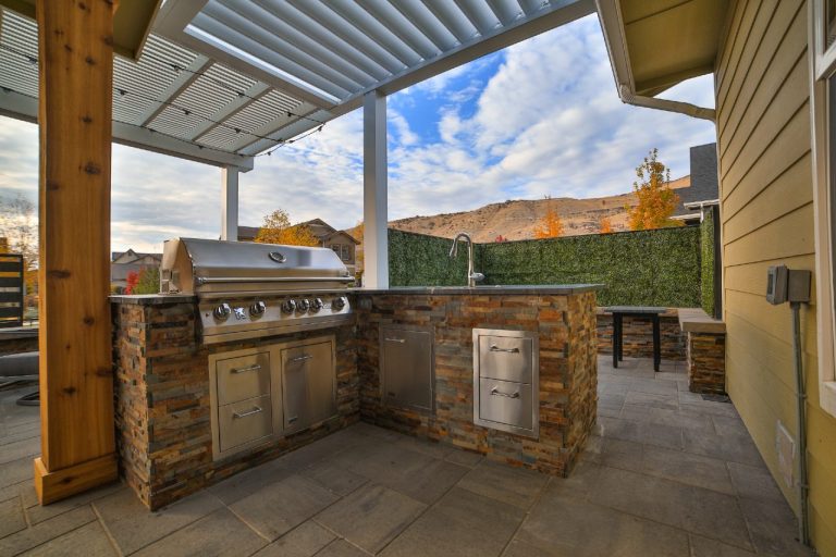 designing and outdoor kitchen things to consider