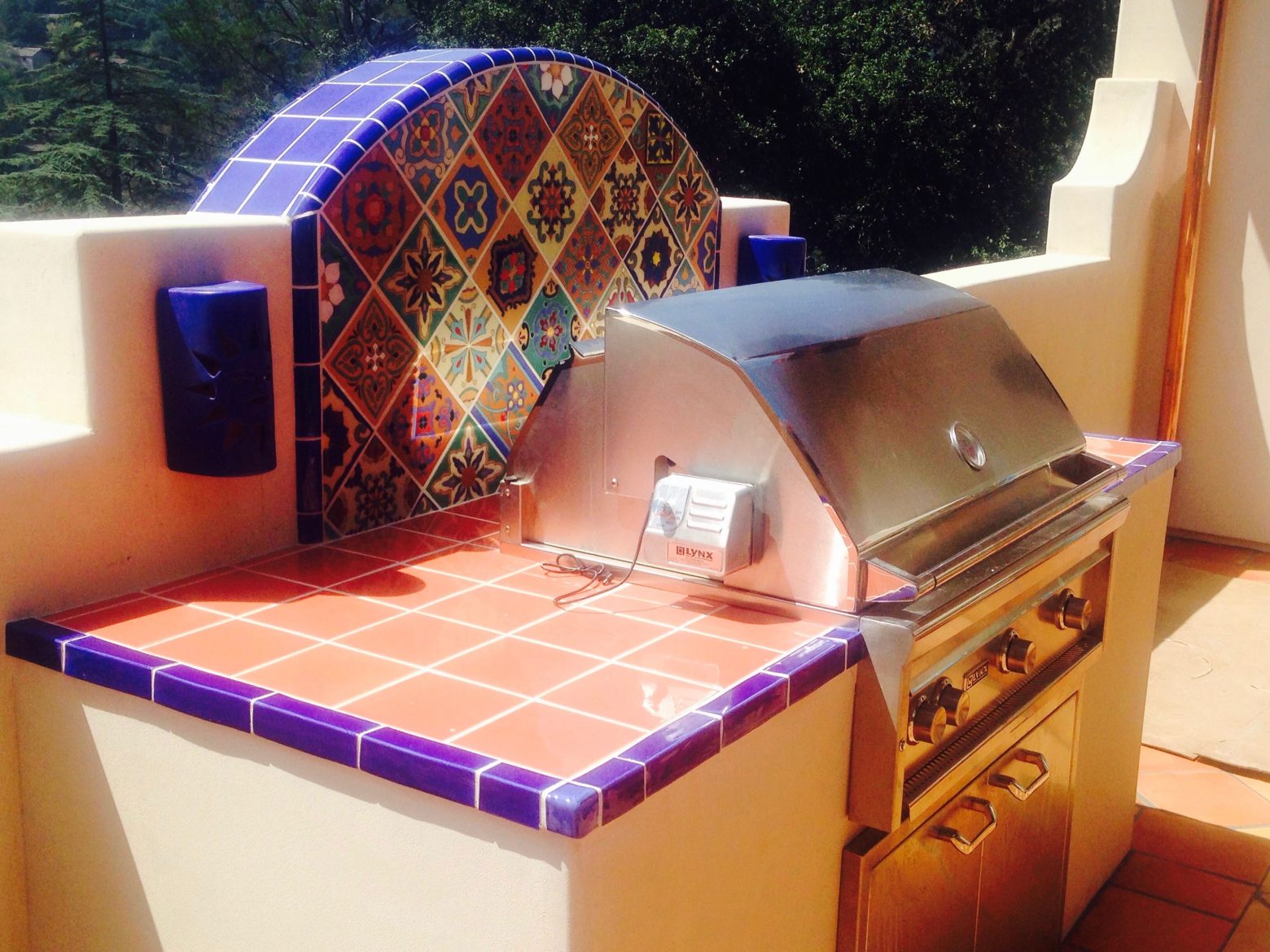 Spanish Outdoor Kitchen Design Cook Drink Decorate 
