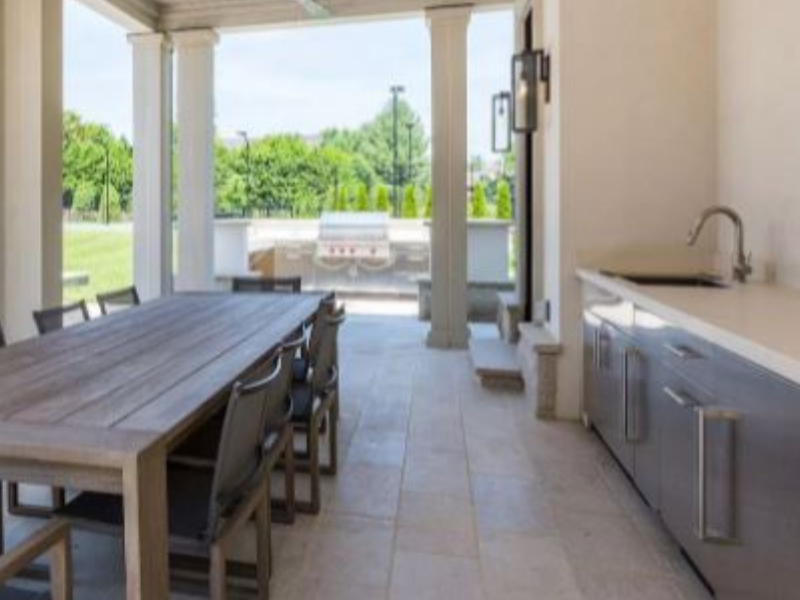 Patio kitchen with eating area and two islands