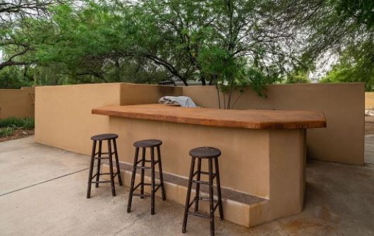 stucco outdoor kitchen island