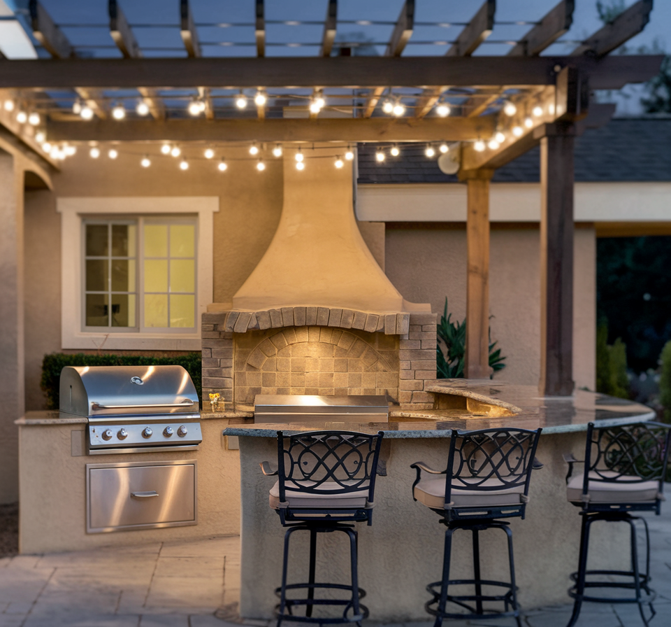 Outdoor Kitchen Lighting